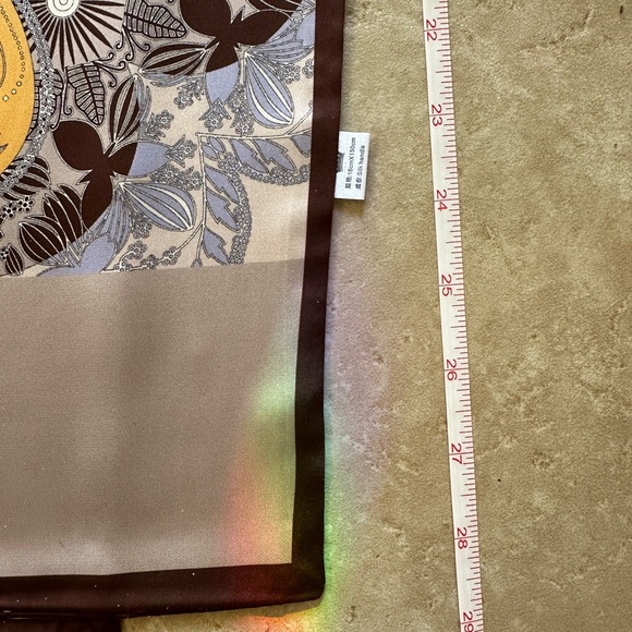 Colorful Patterned double sided silk scarf. Never worn, new - Picture 2 of 6
